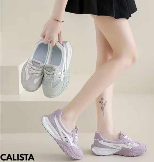 Sepatu sneaker wanita